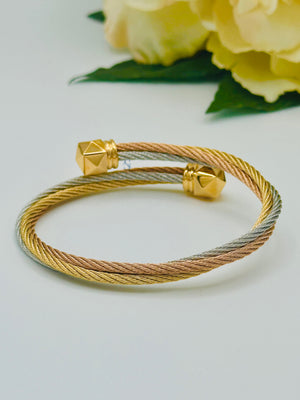 Celtic Triquetra Bangle