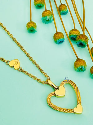 Pre-order: Passion Necklace Small