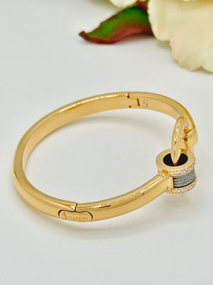 Pre-order: Forever Embrace Bangle