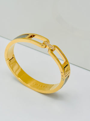 Pre-order: Forever Buzio Bangle