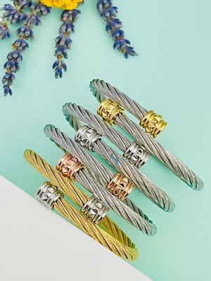 Pre-order: Celtic Clous Bangle